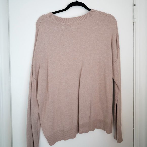 Universal Thread Tan Sweater Size Medium - Picture 2 of 4